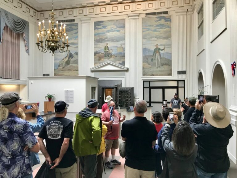 hangouts-Keene-19--David-Goldstein--Faulkners-Men-of-Monadnock-in-old-Keene-National-Bank-building-e1566141419669-768x576.jpg