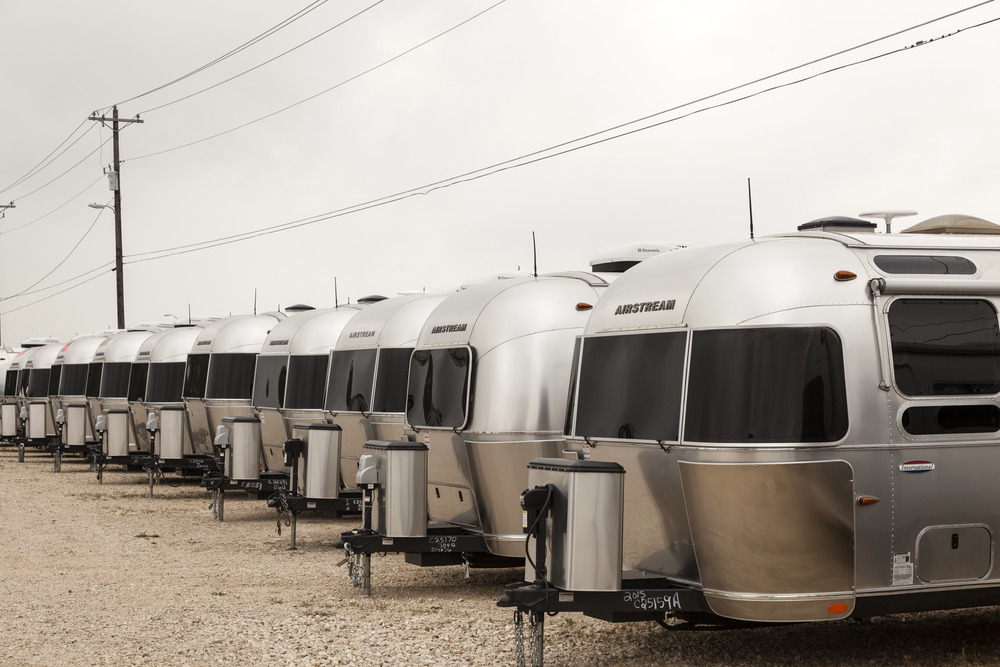 Row-of-Airstreams-1-1.jpg
